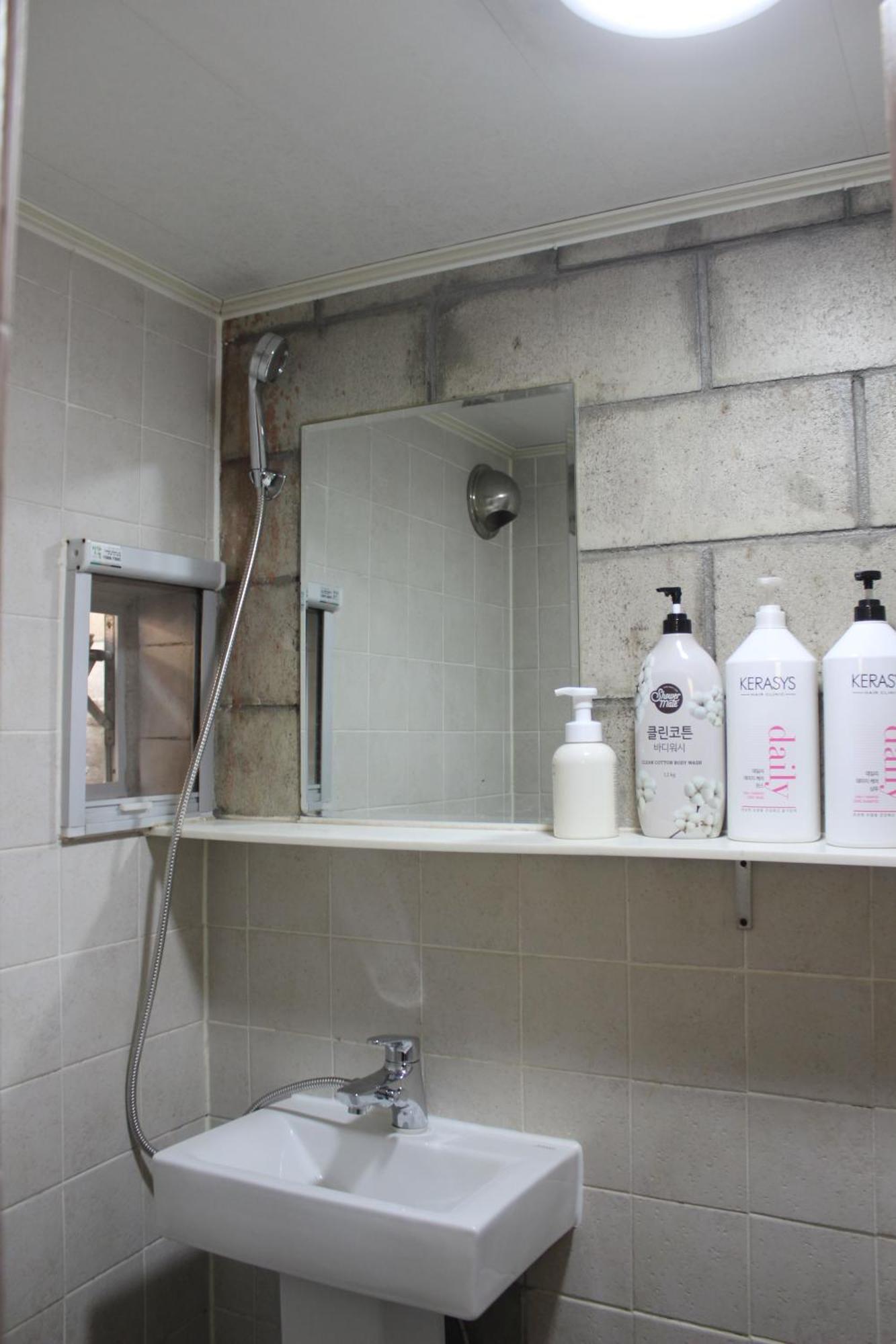 Hostel Jl In Chung-Jeong Seoul Ngoại thất bức ảnh