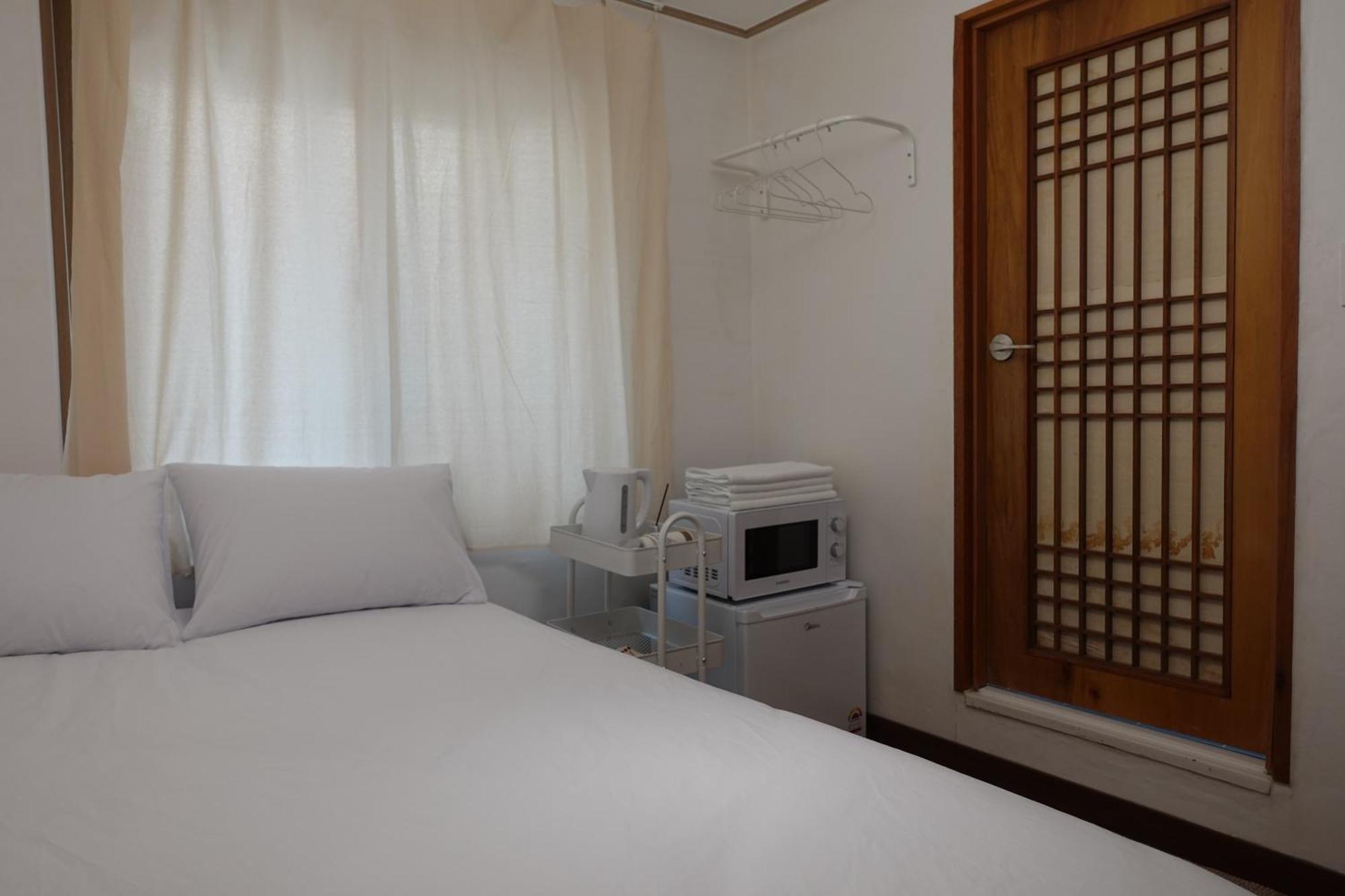 Hostel Jl In Chung-Jeong Seoul Ngoại thất bức ảnh